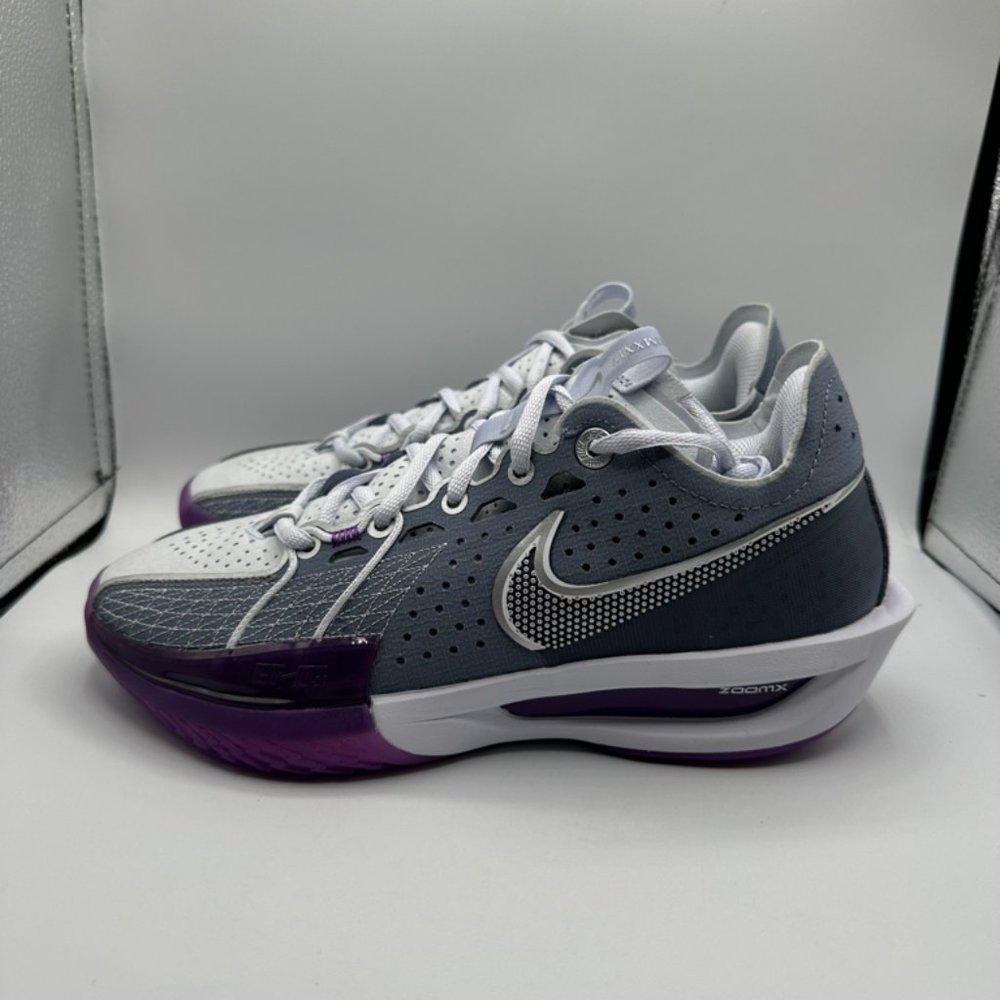 Nike Air Zoom GT Cut 3 “Be True To Her School” size 6.5w